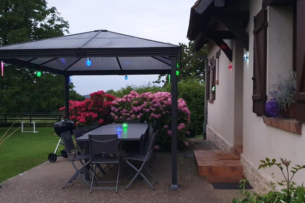 La Mare Aux Chevres Villa Reux Bagian luar foto